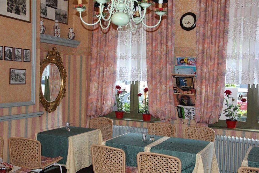 Boutique Maison Emile Hotel 3*